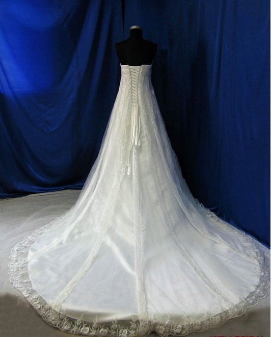 Strapless Chapel Train Tullelace Wedding Dress On Luulla 0044